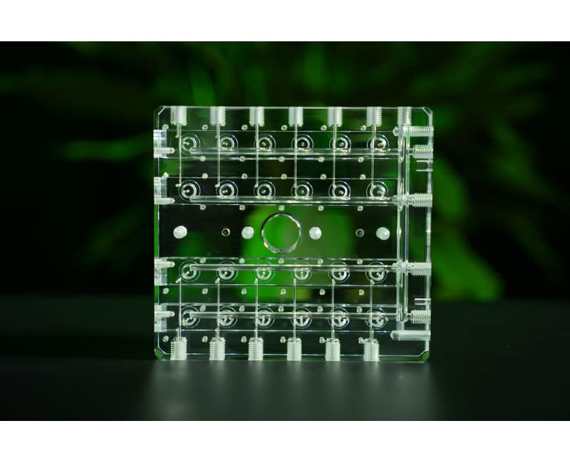 High-Precision Acrylic Microfluidic Chips PMMA Parts CNC Machining - Micro-02